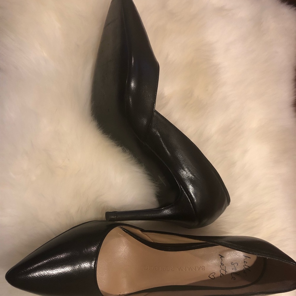 Banana Republic Black Stiletto Heels size 6